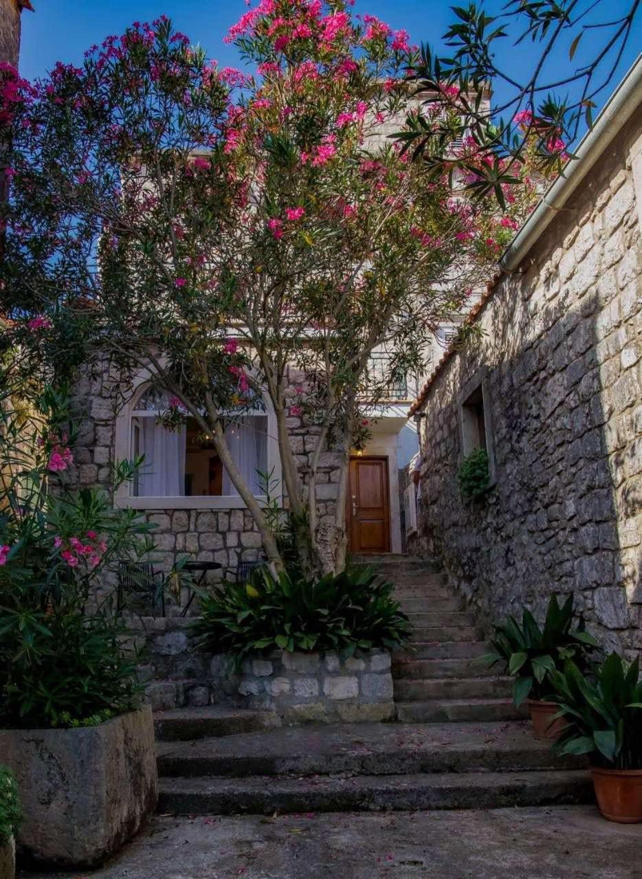 Apartments Villa Cardo Малі Стон Екстер'єр фото